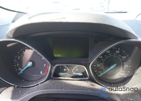 2018 Ford Escape S z USA, uszkodzony, nr VIN 1FMCU0F76JUC62827